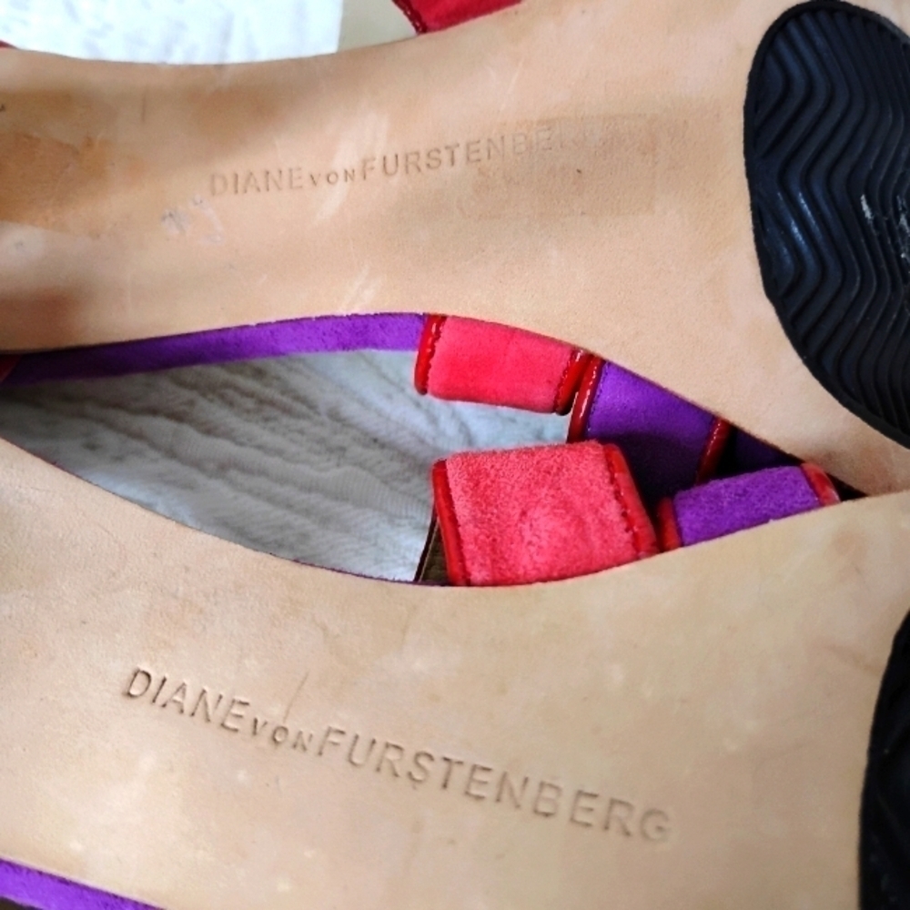 Diane von Furstenberg Suede Strappy Heels Size 6.5 DVF - Picture 9 of 9